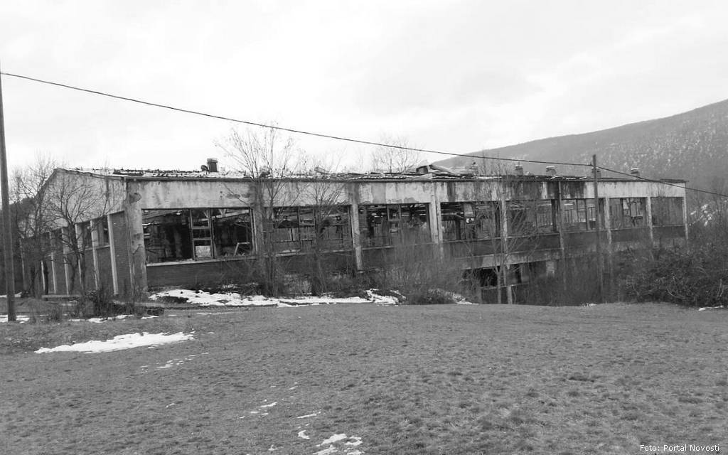 U državnom vlasništvu je još uvijek devastirana tvornica Ličanka u Srbu