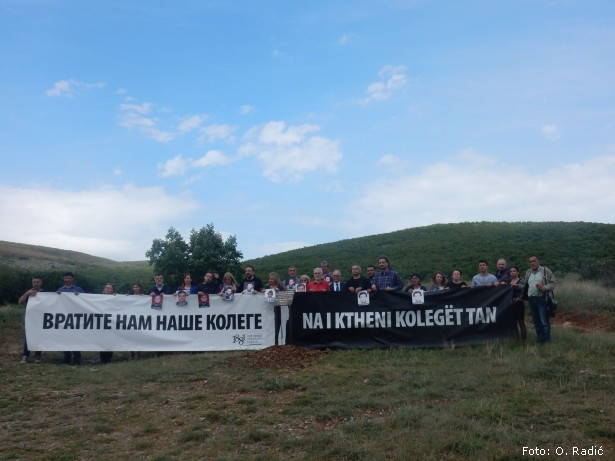vratite nam nase kolege