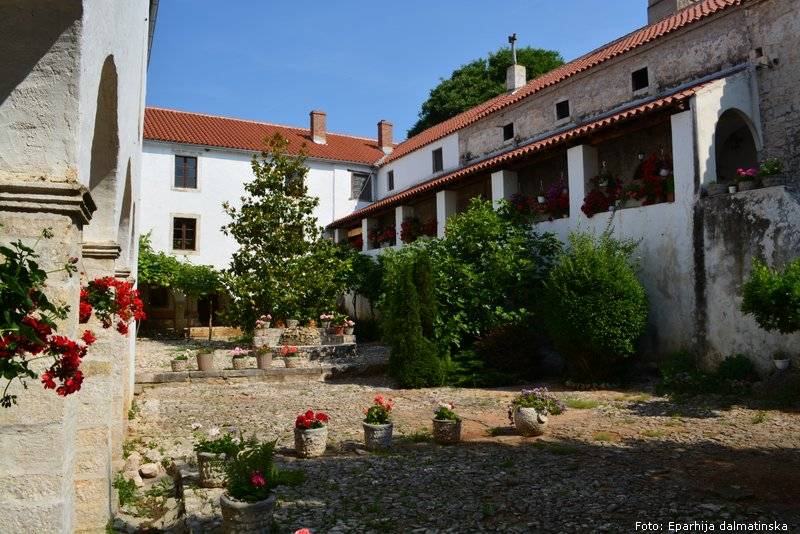 Manastir Krupa 1