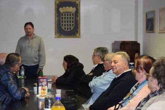 krnjak sava mrkalj tribina