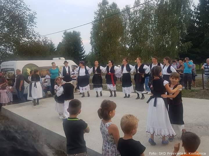 donji kukuruzari crkva