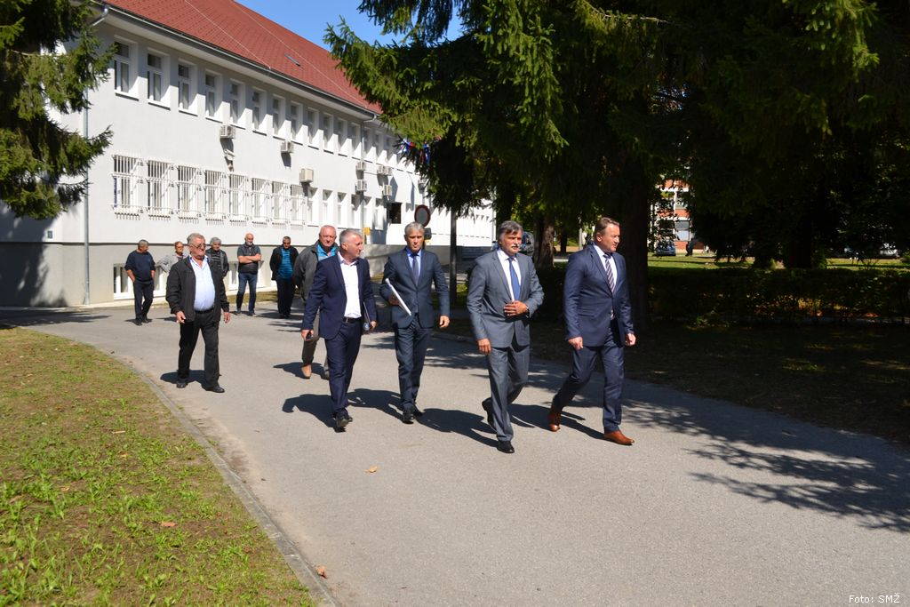 dan opcine dvor