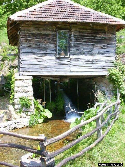 Negdje na Baniji | Foto: Mile Carić