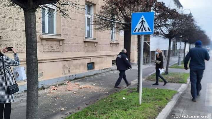 Gradonačelnik Petrinje Darinko Dumbović na terenu | Foto: Rad za naš grad zemljotres petrinja