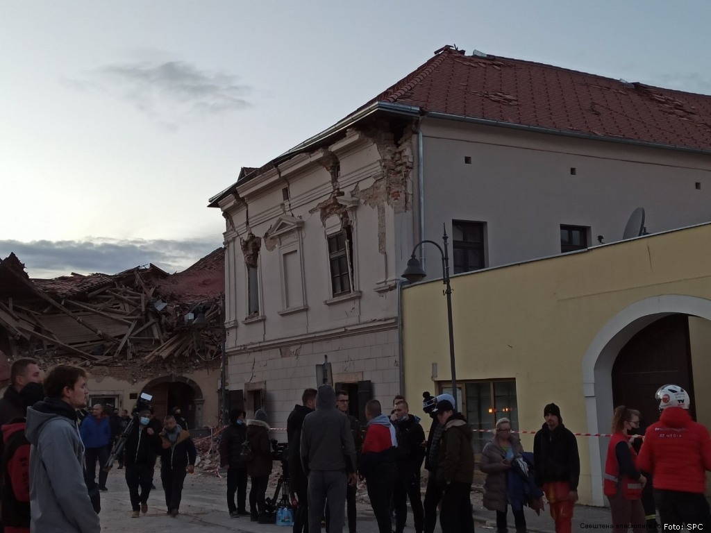 Parohijski dom u Petrinji parohijski dom petrinja