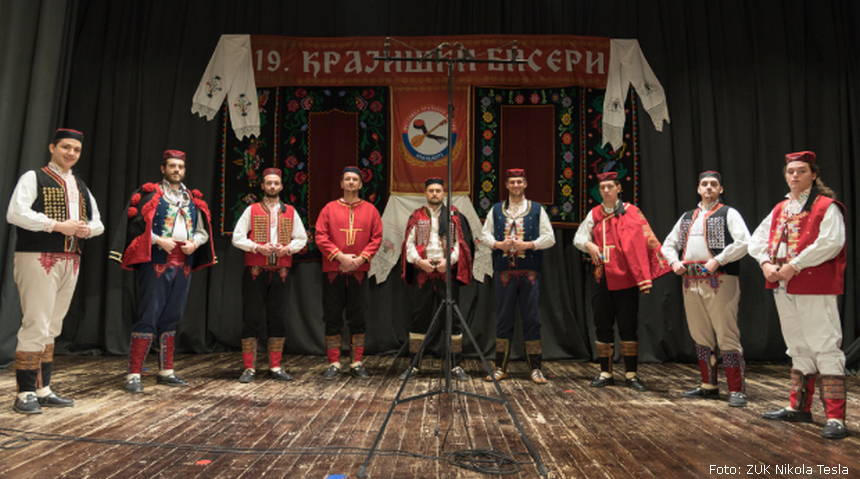 Drugo mesto: Muška pevačka grupa KUD-a "Batajnica"