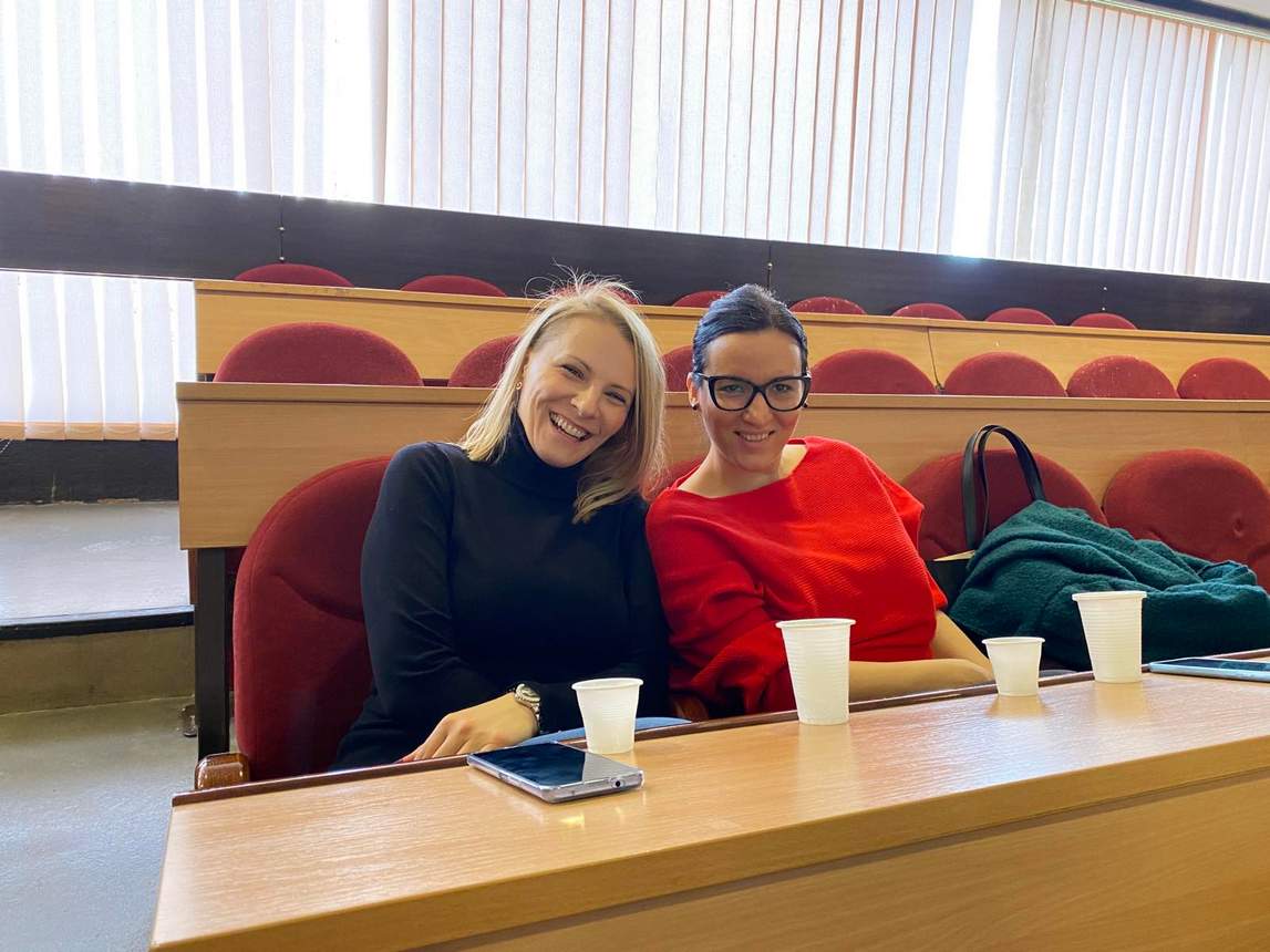 Predstavnice humanitarne organizacije Una Serbica, Biljana Tarbuk i Jovana Hristić