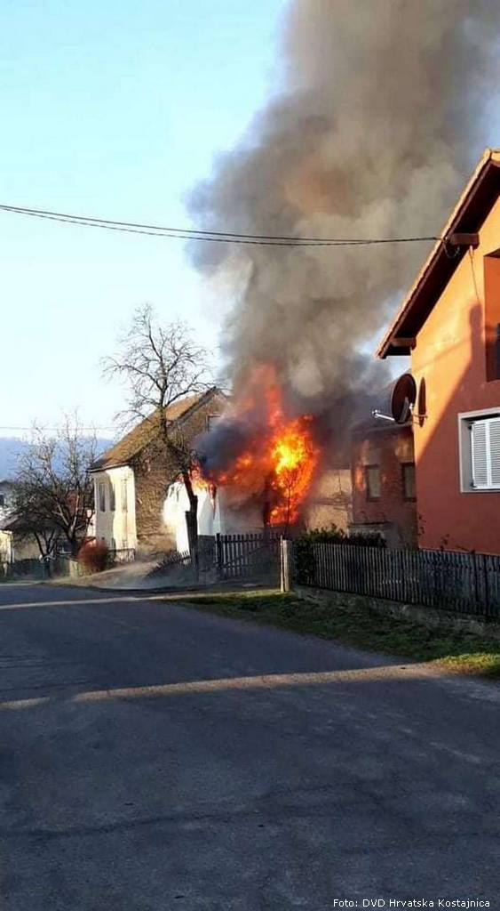 Foto: DVD Hrvatska Kostajnica donja velesnja pozar