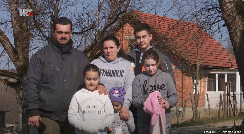 Foto: HRT / Snimak ekrana manjinski mozaik njih 4 za 5
