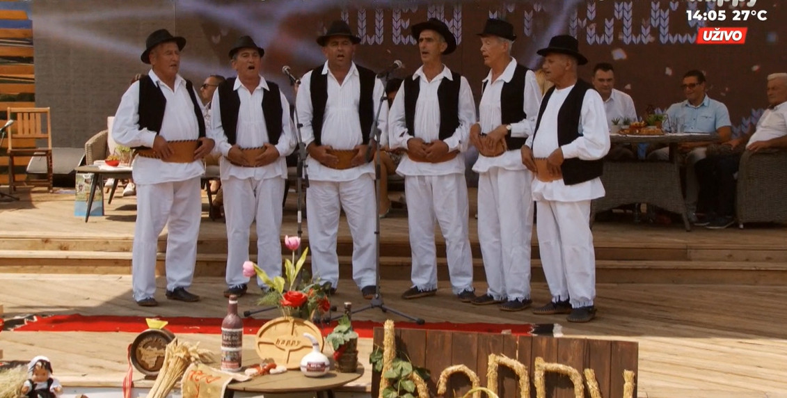 Muška pjevačka grupa "Banija"