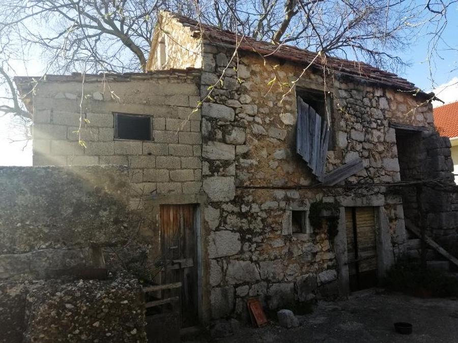 Rodna kuća Jovana Radulovića