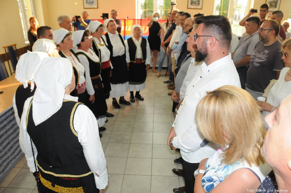 Parastos Glina 2