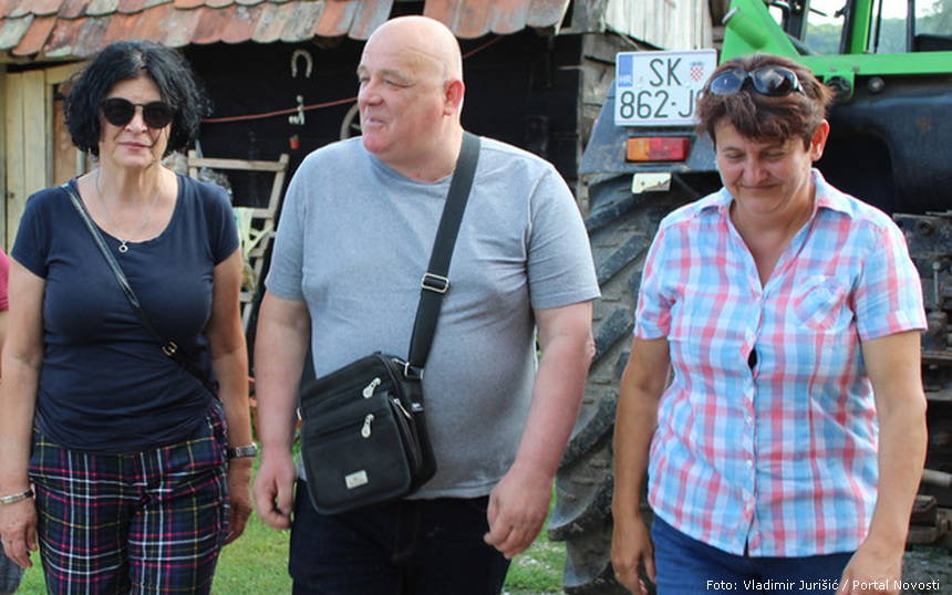 Teren su obišli Mirjana Oluić, Branko Jovičić i Ljuba Vrga | Foto: Vladimir Jurišić / Portal Novosti