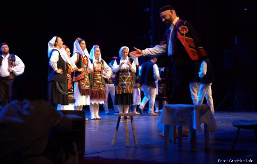 folklorni festival ns
