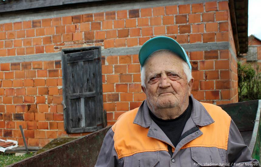 Selo je opustjelo pa više nemam ni komšija u blizini – Gojko Simić