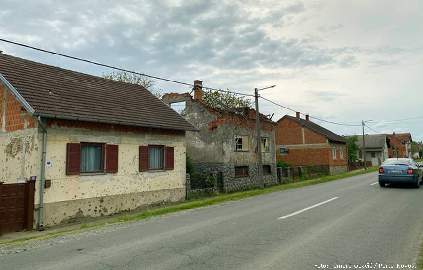 U Medarima gotovo da nema neoštećene kuće