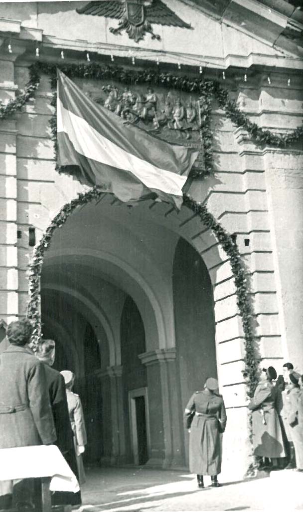 Otkrivanje Spomen ploče Srpskim oslobodiocima 1918. na Beogradskoj kapiji 1938.