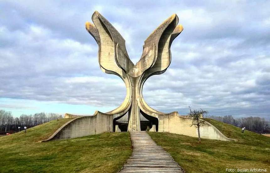 jasenovac spomenik