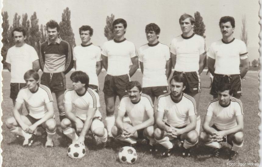 Nogometaši glinske Banije 15. kolovoza 1982.