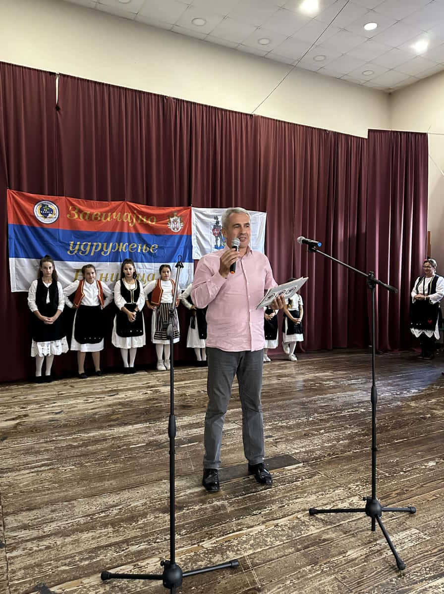Bazar rukotvorina i umotvorina 27