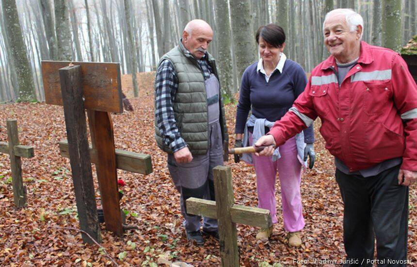 Nakon bolnice, uređeno je i groblje (Foto: Vladimir Jurišić)
