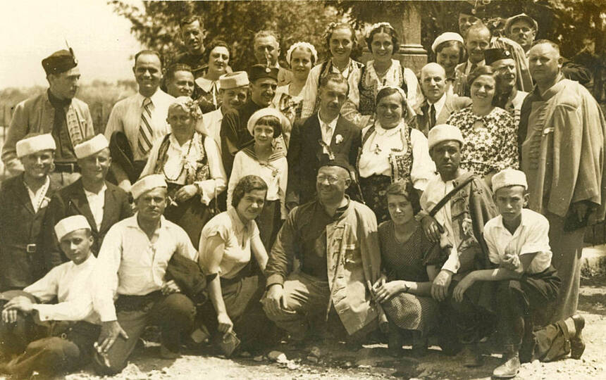 Sokoli i junaci
