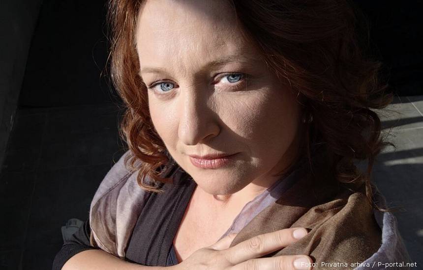 Maja Kolundzija Zoroe