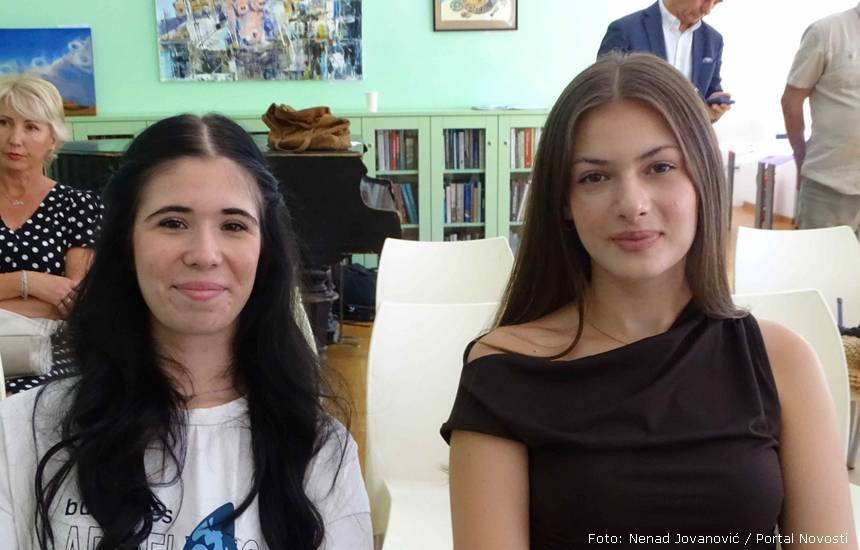 lejla i irina klinac