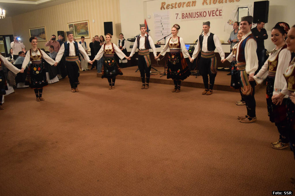 7._Banijsko_vece_u_Novom_Sadu_01.jpg