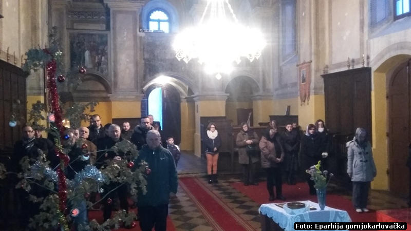 Bozic_u_Dvoru_5.jpg