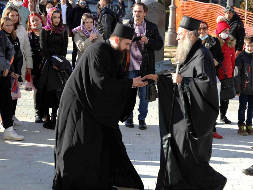 djeca_sa_banije_i_korduna_kod_patrijarha03.jpg
