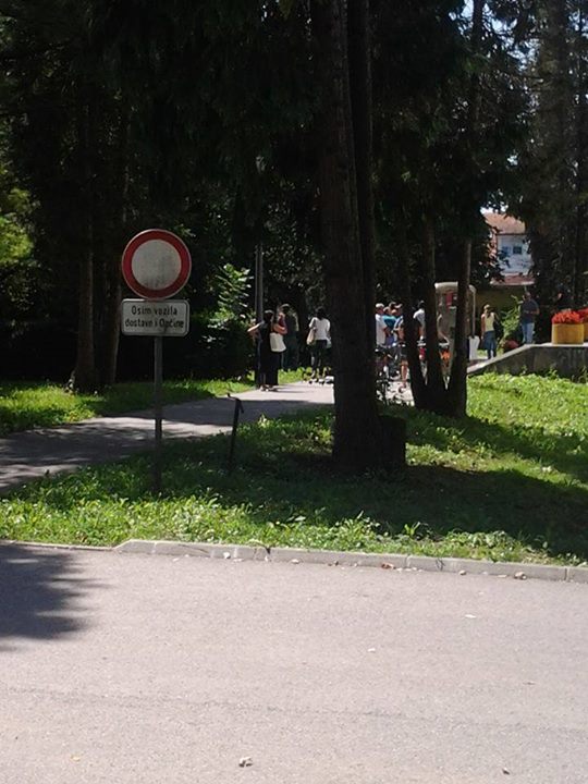 Dvor_Protest_03.jpg