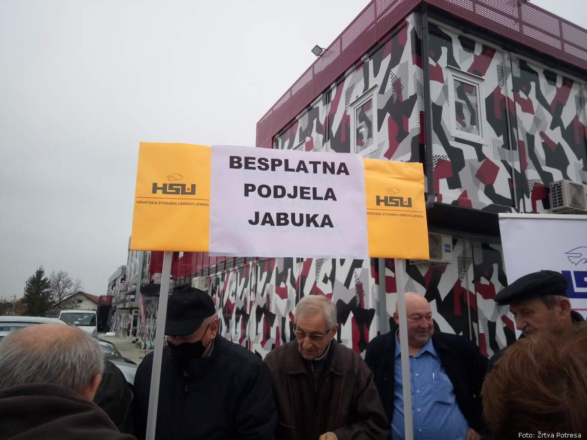 Jabuke_Sajmiste_4.jpg