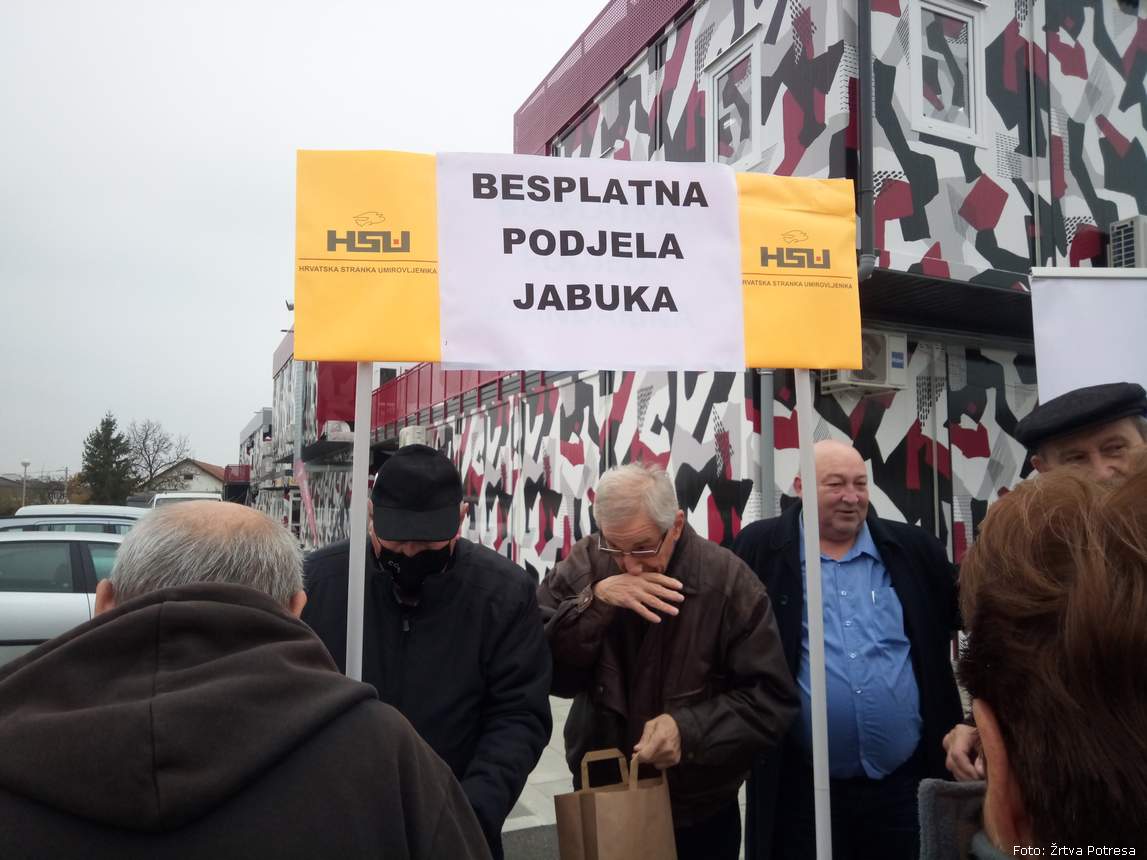 Jabuke_Sajmiste_5.jpg