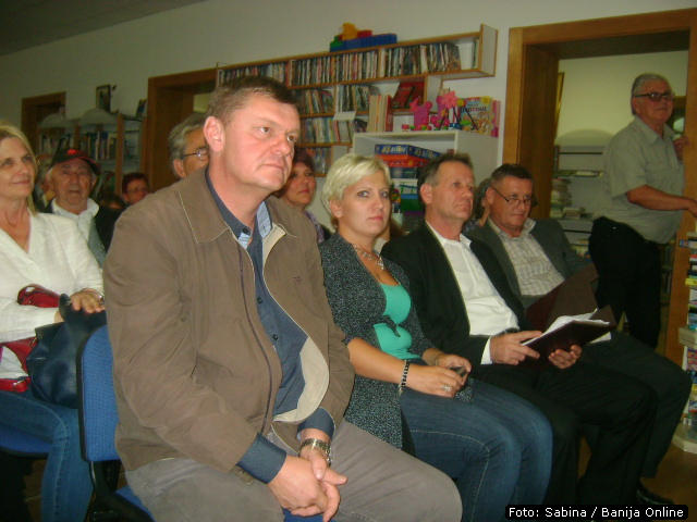 Knjizevno_vece_u_Dvoru_79.jpg