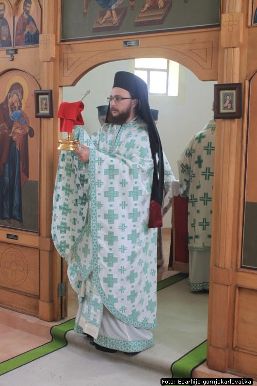 Krstovdan_Blatusa_7.jpg
