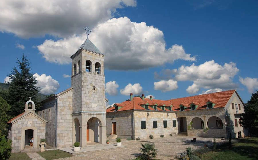 Manastir Dragović