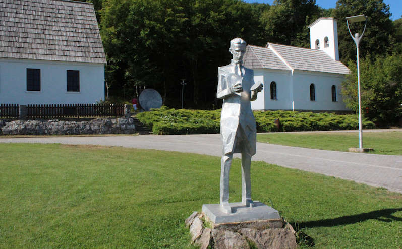 Memorijalni centar Nikola Tesla