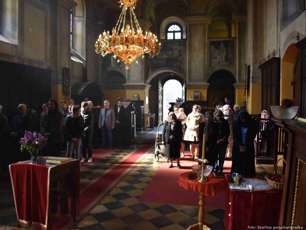 Liturgija_u_Dvoru_6.jpg