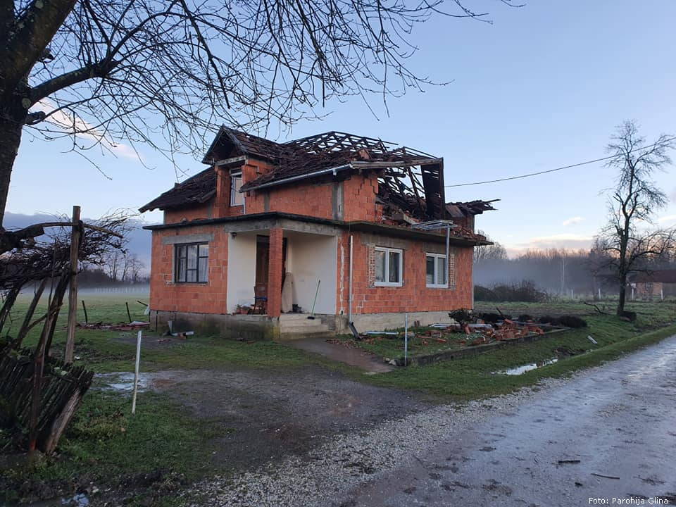Majske_Poljane_2.jpg