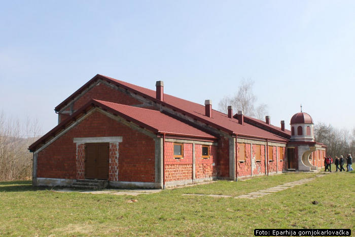 Arhijerejska_Liturgija_u_manastiru_Komogovina_14.jpg