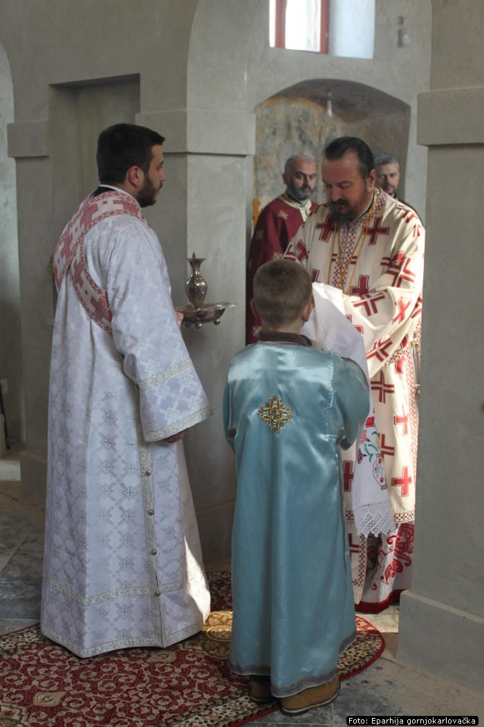 Arhijerejska_Liturgija_u_manastiru_Komogovina_5.jpg