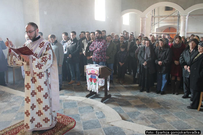Arhijerejska_Liturgija_u_manastiru_Komogovina_7.jpg