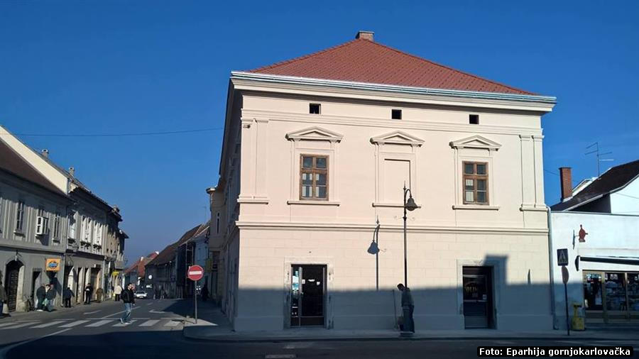 Parohijski_dom_Petrinja_01.jpg