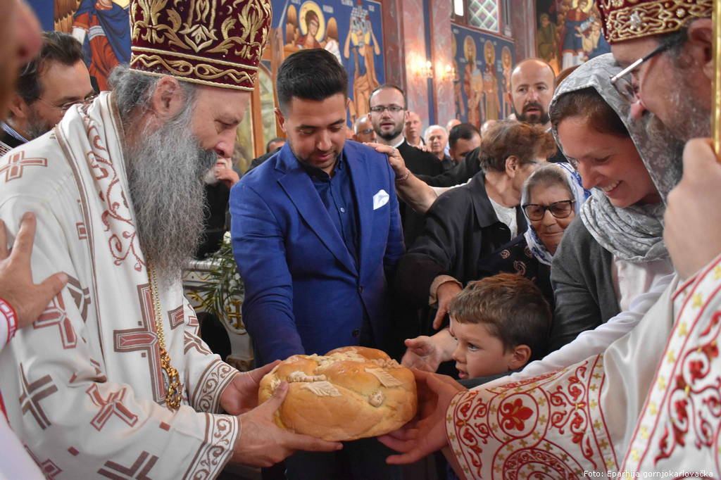 Patrijarh Porfirije u KA 8