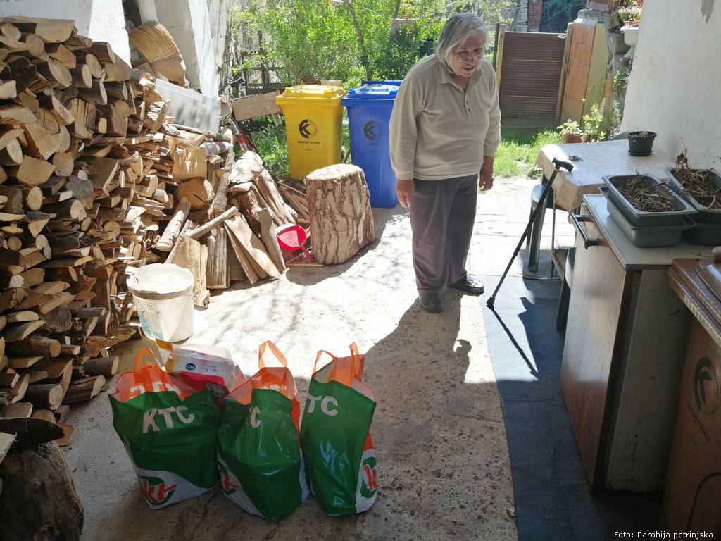 Otac_Sasa_pomoc_35.jpg