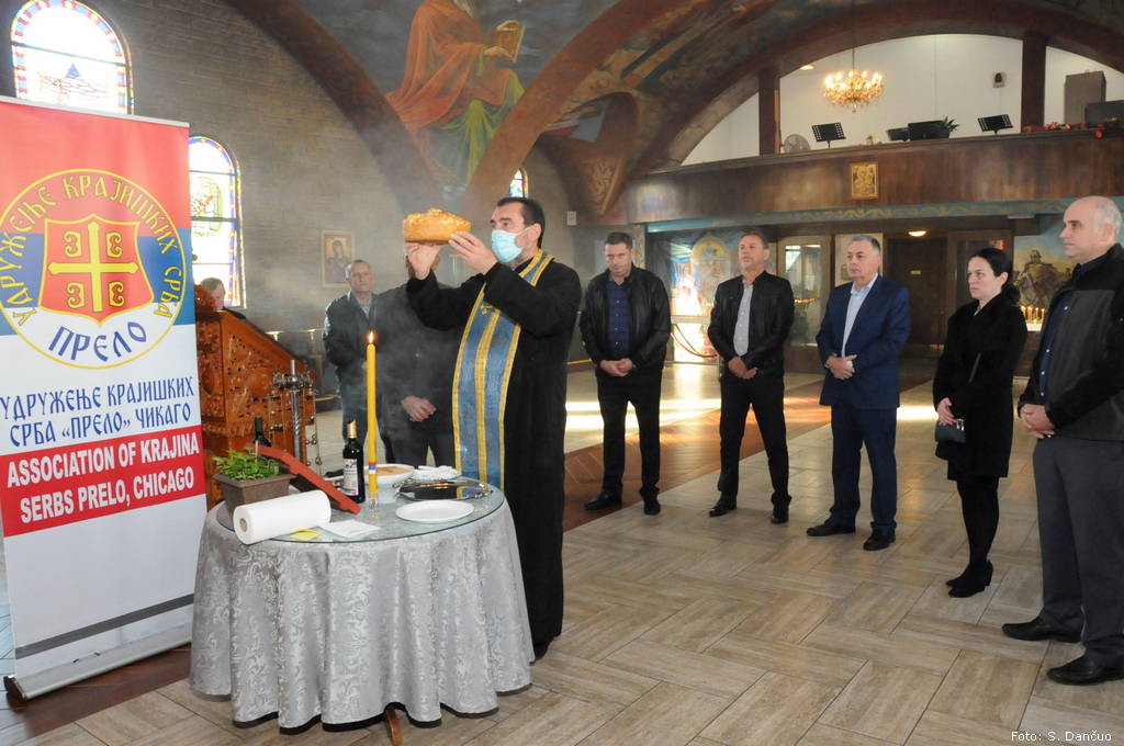 Slava_UKS_Prelo_Cikago_7.jpg