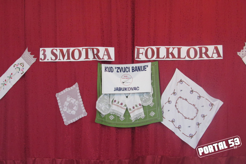 Smotra_folklora_u_Jabukovcu_03.jpg