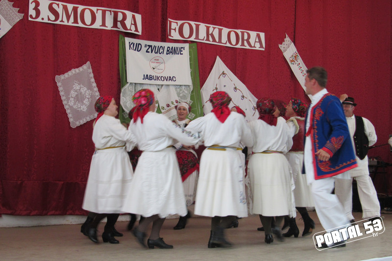 Smotra_folklora_u_Jabukovcu_23.jpg