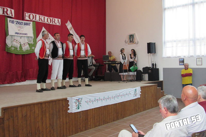 Smotra_folklora_u_Jabukovcu_29.jpg